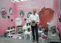 Henk Dresselhuys van Selecta One presenteerde de DiaDeur, één van de drie marketing concepten die voort kwam uit het succes de Pink Kisses marketing concept.